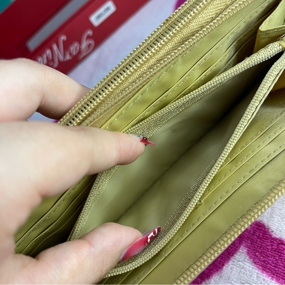 Far Nine Long Zip Wallet -NWB - Picture 12 of 12